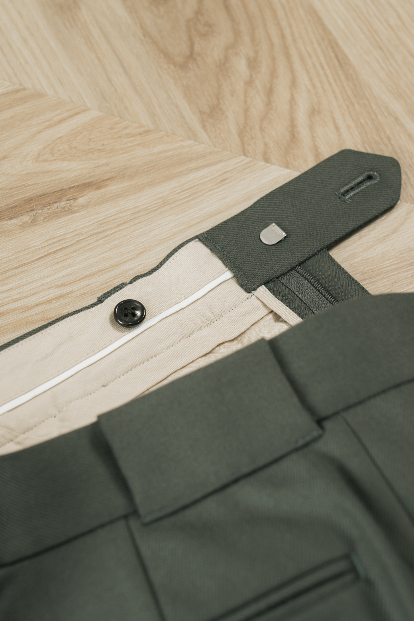 Basic Trousers-Olive